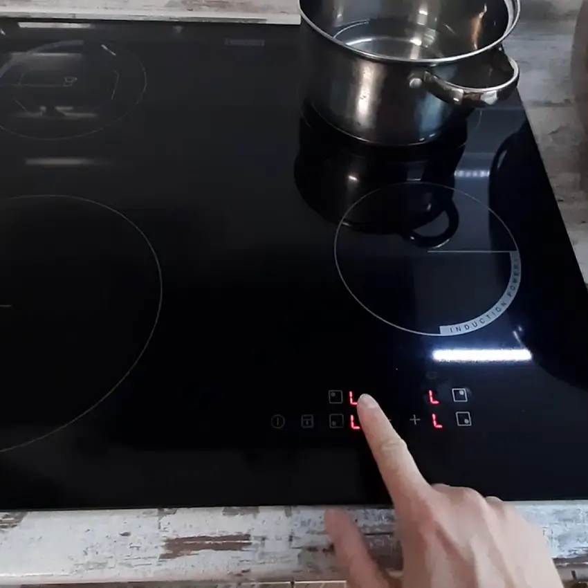 Tắt bếp từ và làm mát